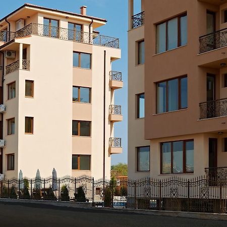 Stanny Court Aparthotel Nesebar Exterior photo