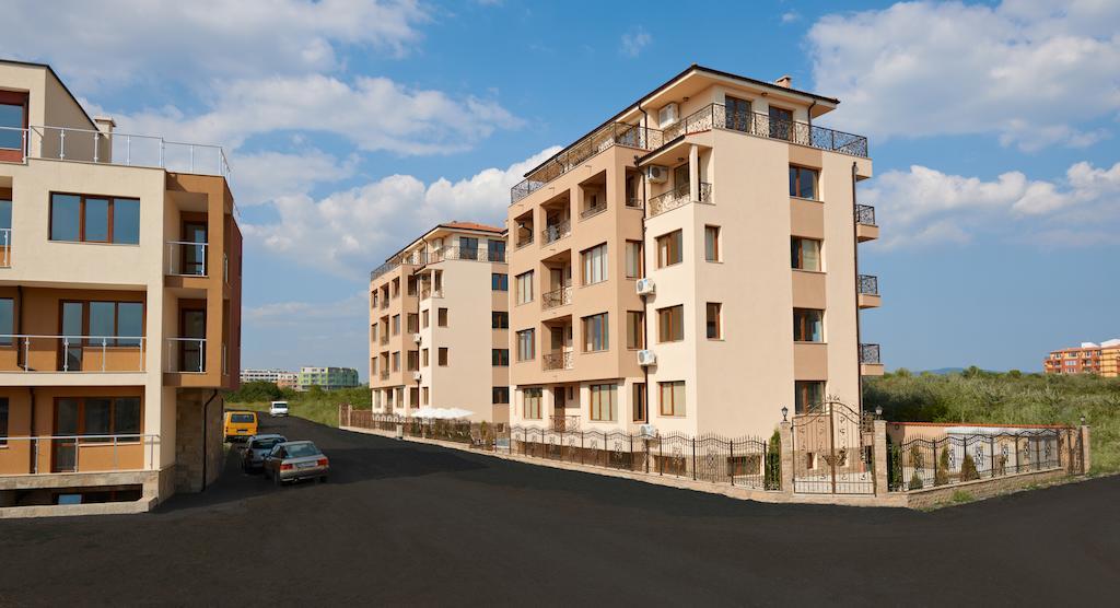 Stanny Court Aparthotel Nesebar Exterior photo