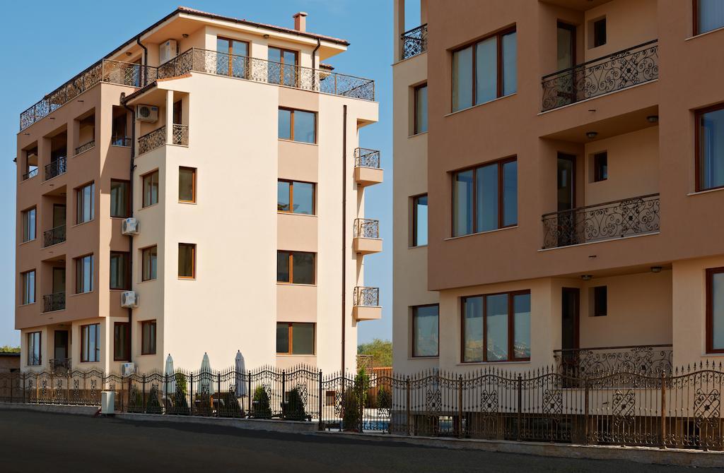 Stanny Court Aparthotel Nesebar Exterior photo